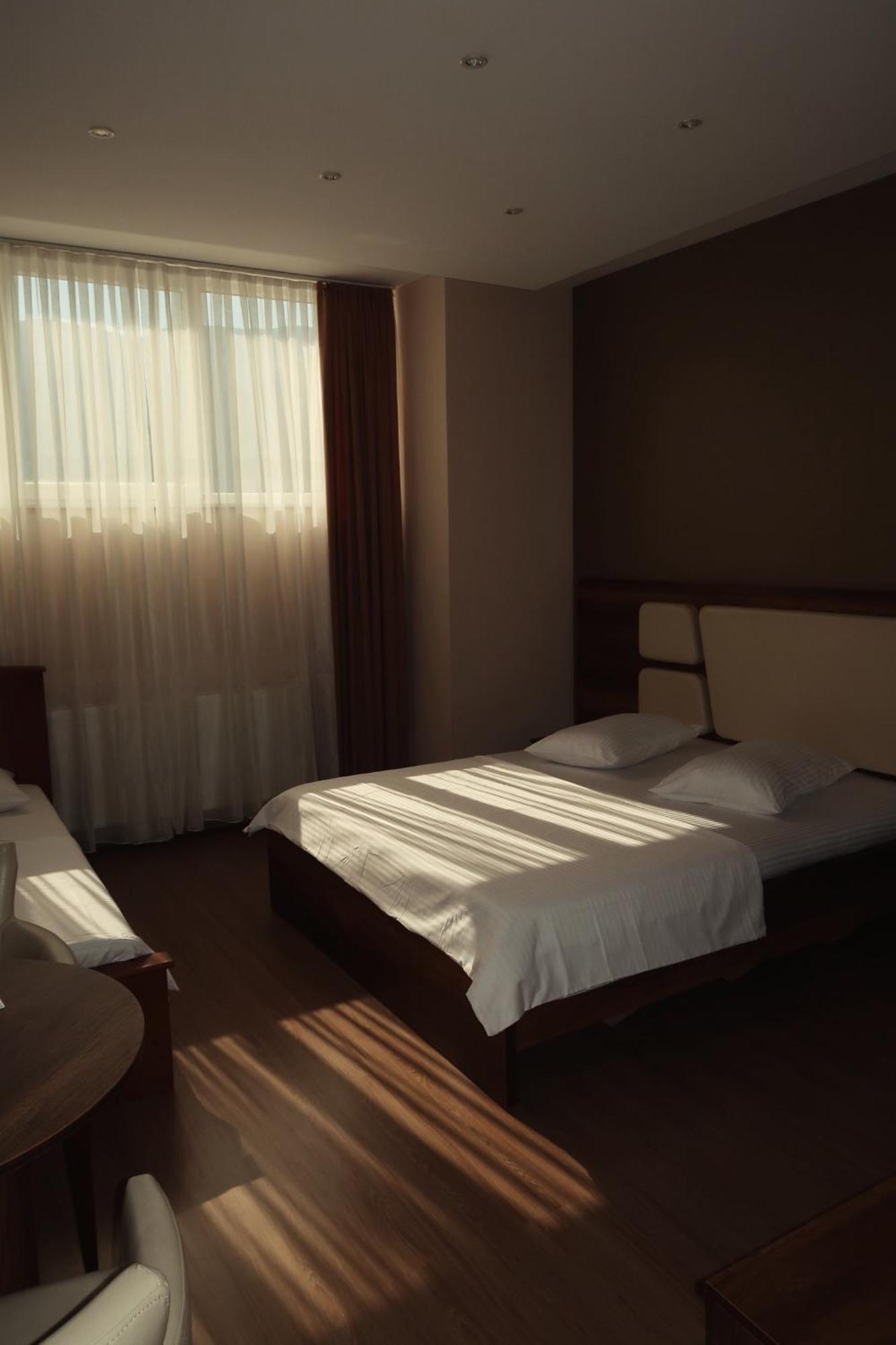 Hotel Antika Печ Екстер'єр фото