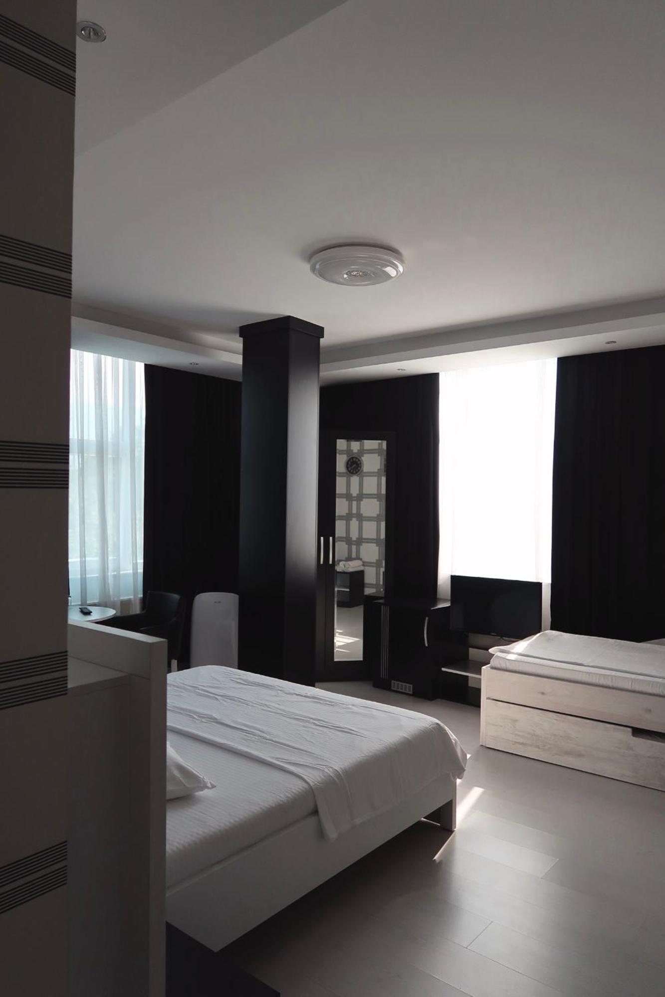 Hotel Antika Печ Екстер'єр фото